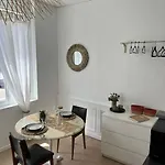 Le Saint-maur Apartment